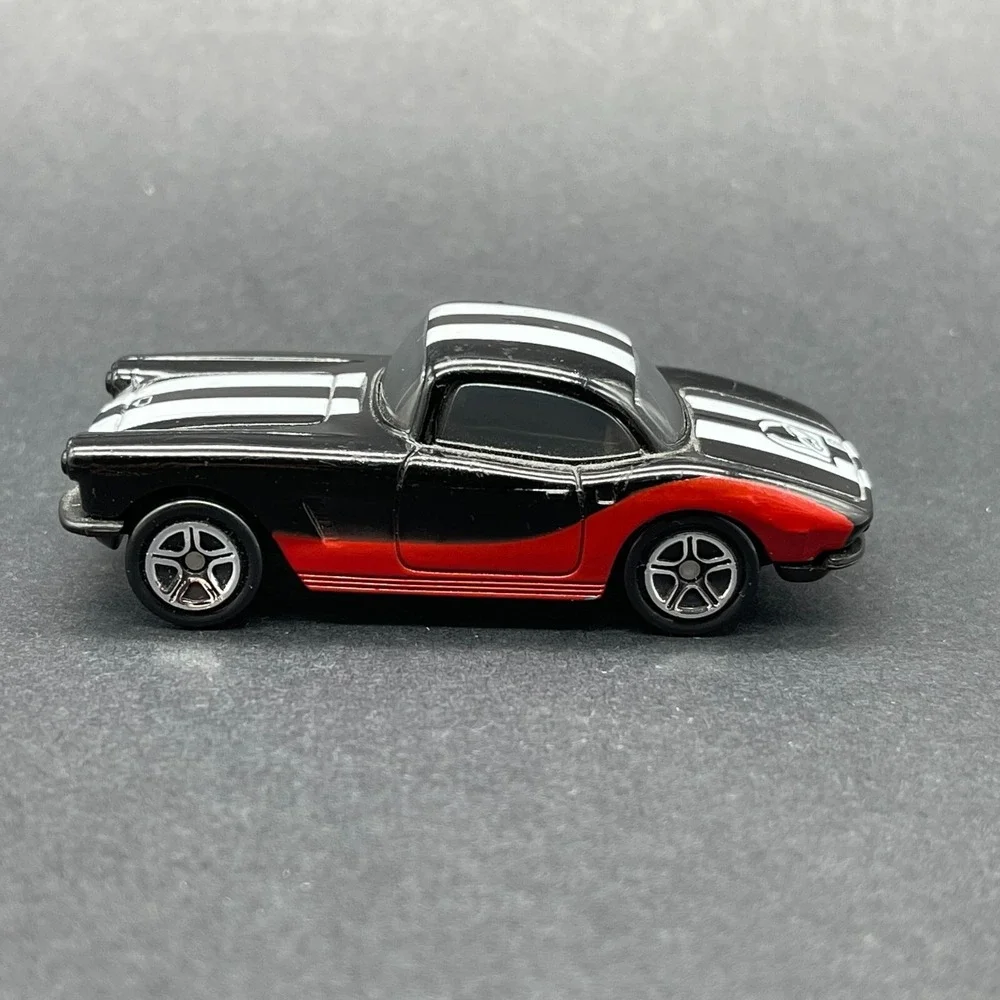 Matchbox Madness 1962 '62 Chevrolet Chevy Corvette Taco Bell Series Diecast 1/64